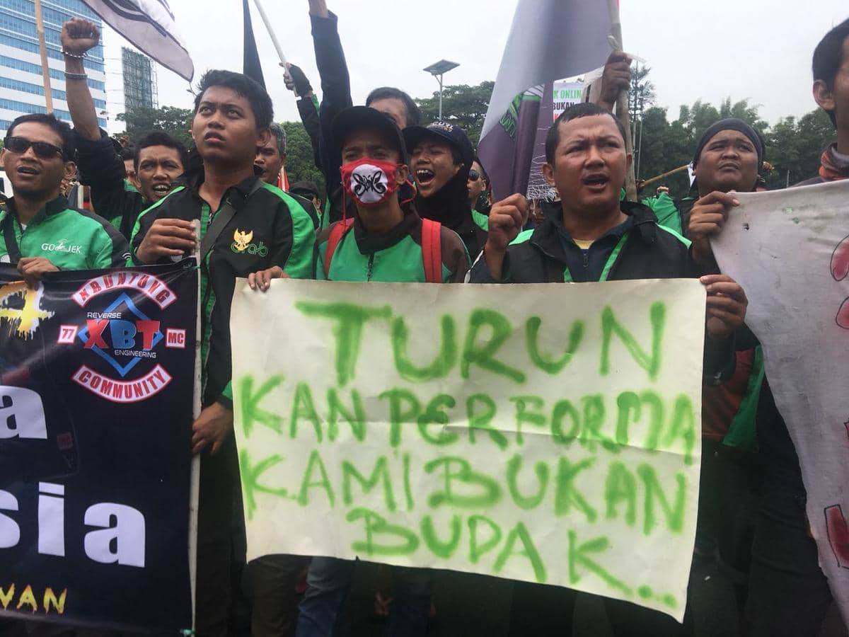 Bertemu DPR, Pengemudi Ojek Daring Mengaku Ditipu Pemerintah