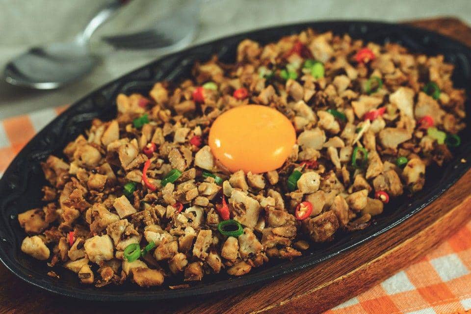 Ingin ke Filipina? Ini 5 Makanan Khas yang Harus Kamu Tahu