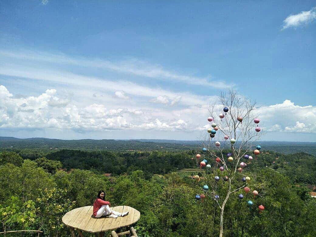 Instagram.com/bukitlampion_beramah