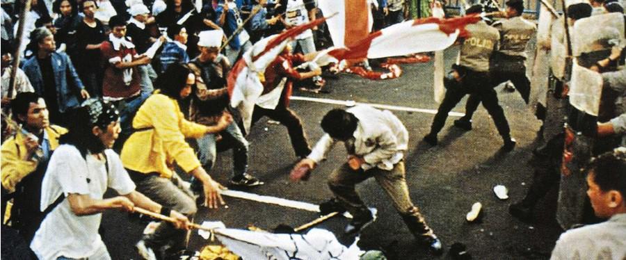 Tak Hanya Sejarah, Inilah 4 Pelajaran Penting Dari Tragedi Mei 1998