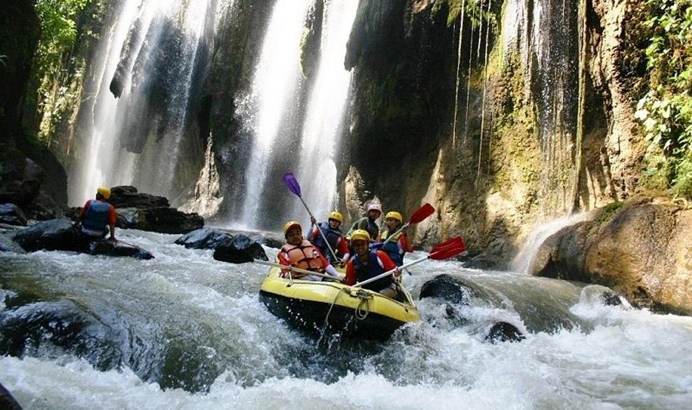 7 Wisata Ekstrem Indonesia, Wajib Dicoba Minimal Sekali Seumur Hidup