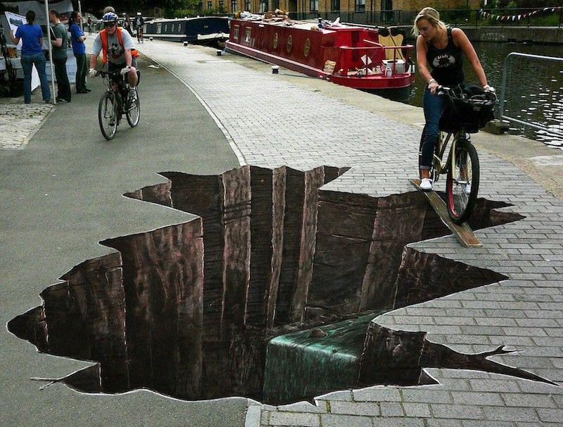 11 Gambar 3D di Jalanan Ini Dijamin Bikin Kamu Geleng-geleng Kepala