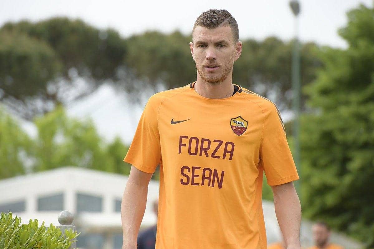 twitter.com/@OfficialASRoma