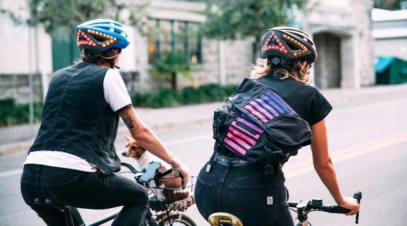 Canggih, Helm Sepeda Pintar Ini Hidupkan Sein dengan Gerakan Tangan