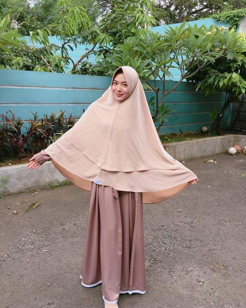 Instagram.com/xolovelyayana