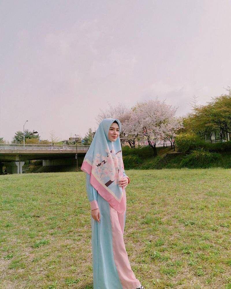 Instagram.com/xolovelyayana