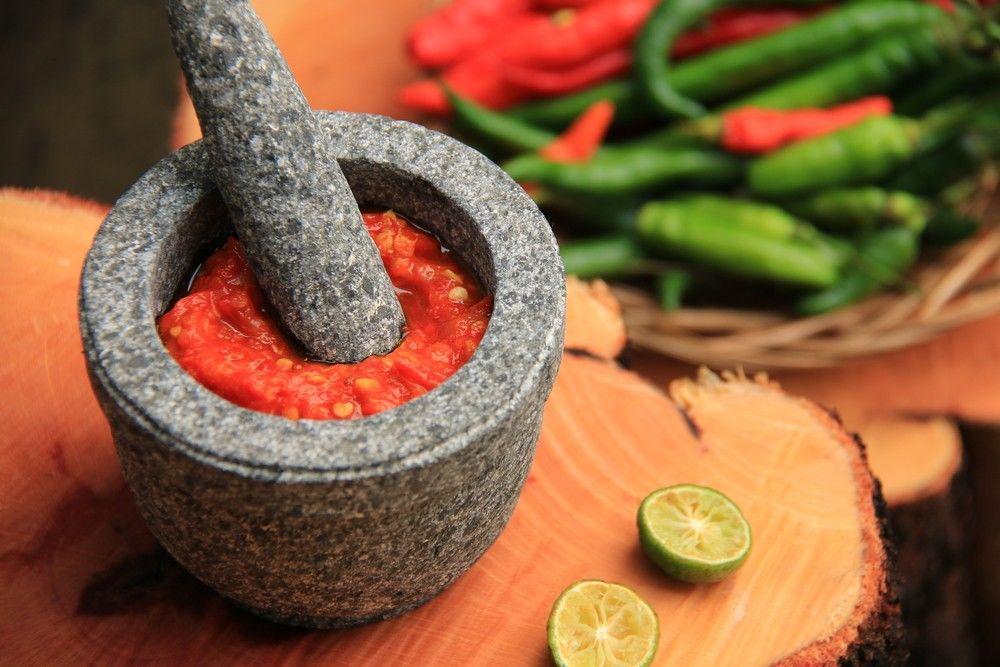 12 Resep Sambal yang Menggoda Selera Makan, Pedasnya Menggigit