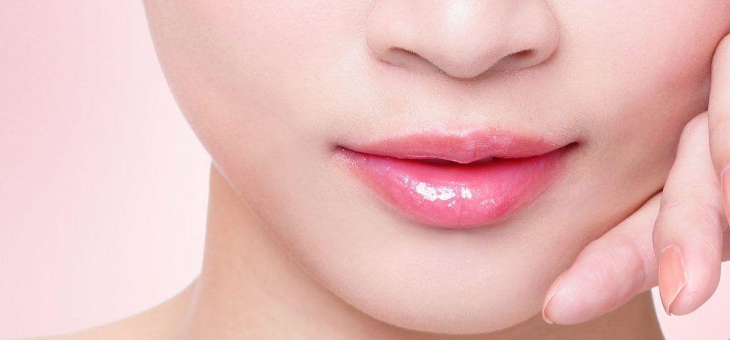 5 Tips Sederhana Menjaga Bibir Agar Tidak Hitam Lagi