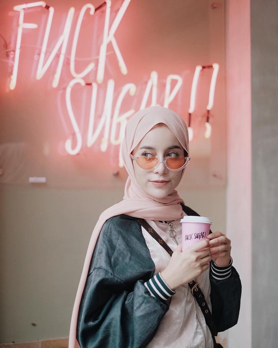 Ini Dia 6 Bahan Hijab Agar Penampilan Makin Stylish Seperti Para Selebgram