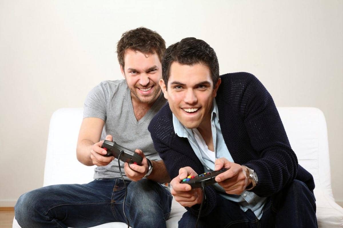 Meski Hobinya Dianggap Kekanakan, Ini 8 C yang Jadi Kualitas Cowok Gamer!