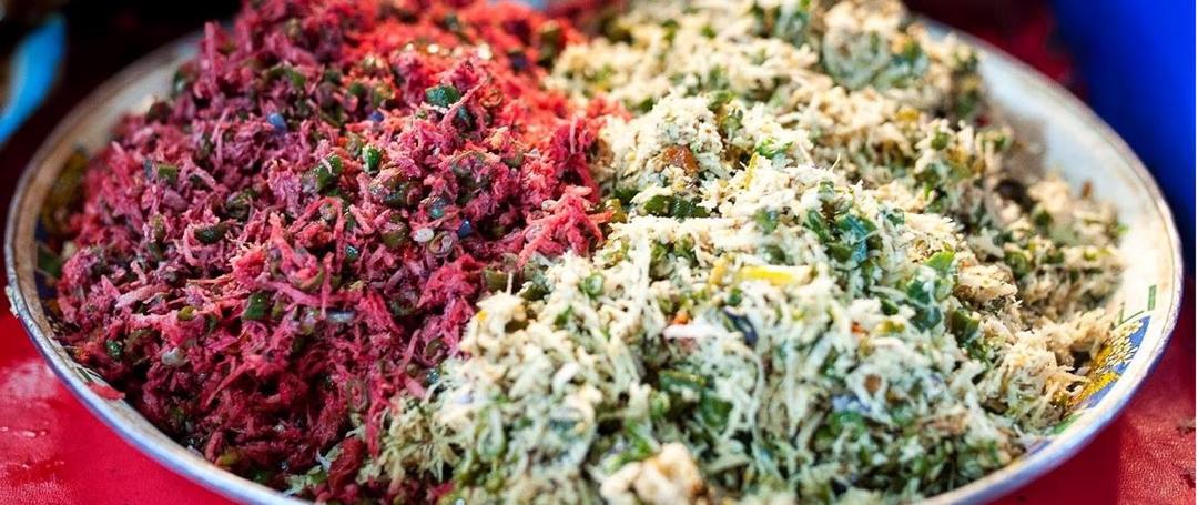 5 Fakta Tentang Lawar, Makanan Khas Bali yang Super Enak