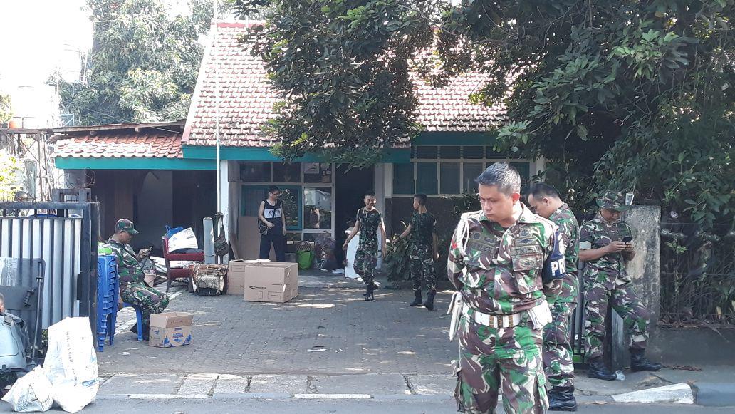 Dipaksa Kosongkan Rumah Dinas, Warga : Kami Ini Keluarga Besar TNI