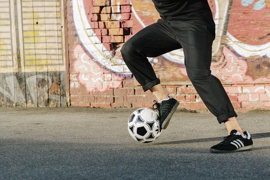 5 Cara Agar Sepatu Futsal Awet, Tahan Lama dan Tidak Mudah Rusak