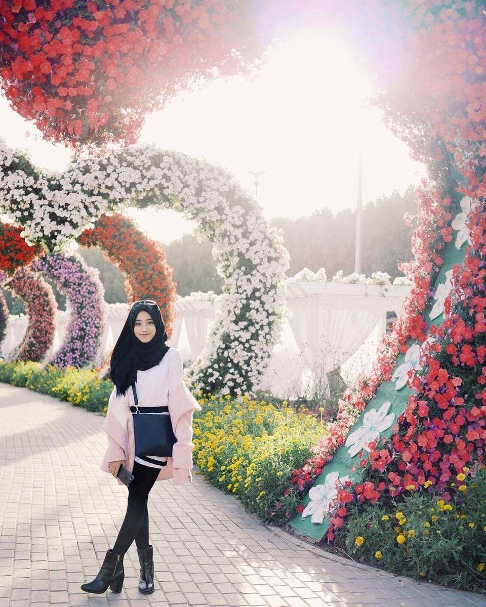 Instagram.com/shireeenz