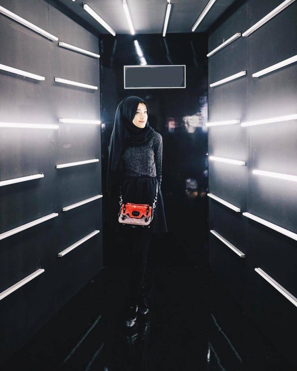 Instagram.com/shireeenz