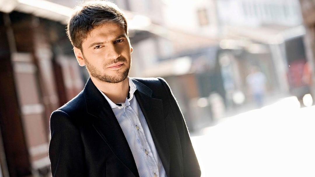 10 Musik Positif Sami Yusuf yang Bikin Kamu Lebih Teduh Jalani Hidup