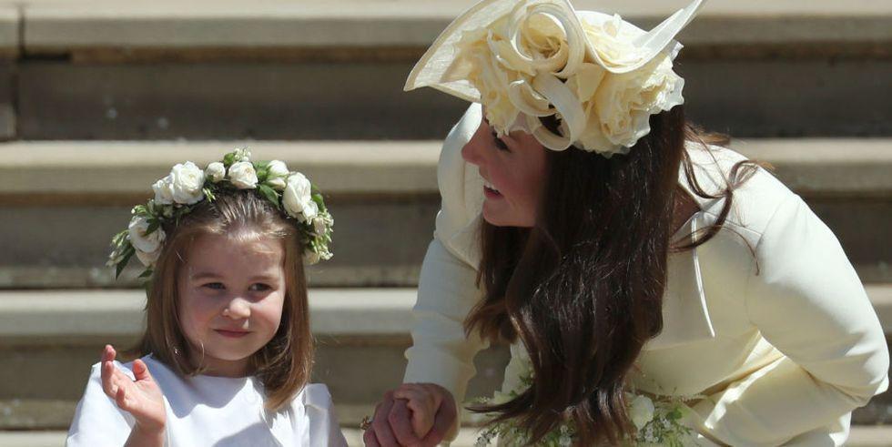 10 Lucunya Tingkah Pangeran George & Putri Charlotte di Royal Wedding