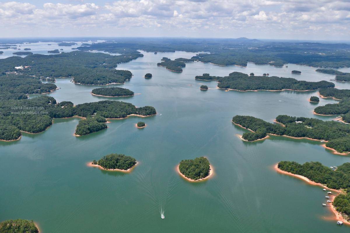 Marinabayonlanier.com