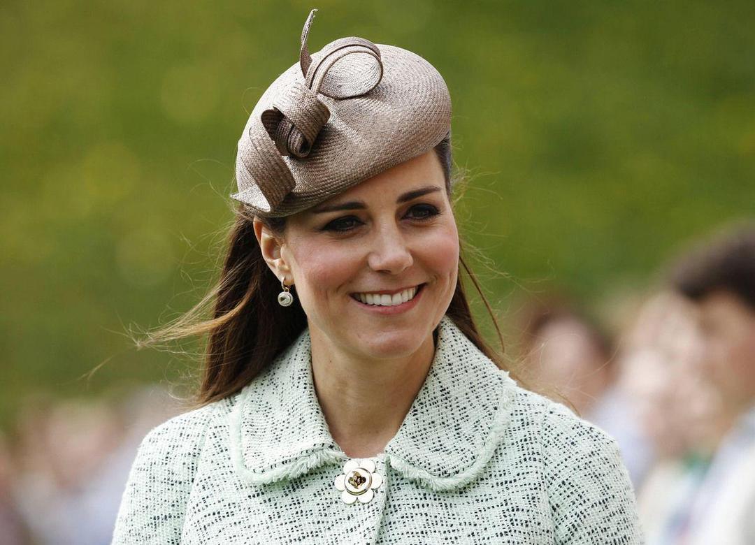 Mengenal Fascinator, Hiasan Kepala Wanita di Acara Penting Kerajaan Inggris