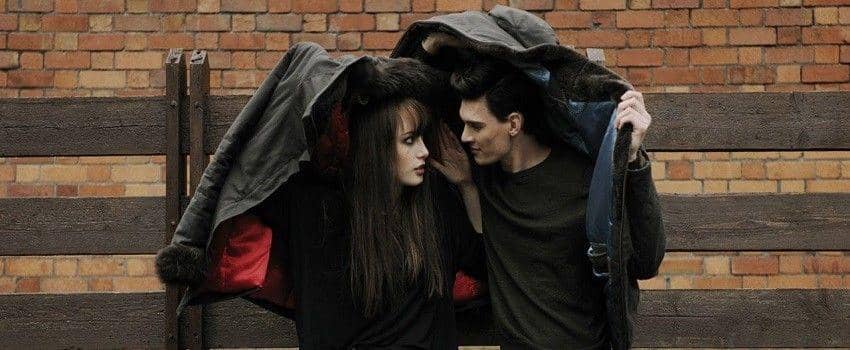 Biar Makin Penasaran, Lakukan 8 Hal Ini pada Cowok yang Mendekatimu!