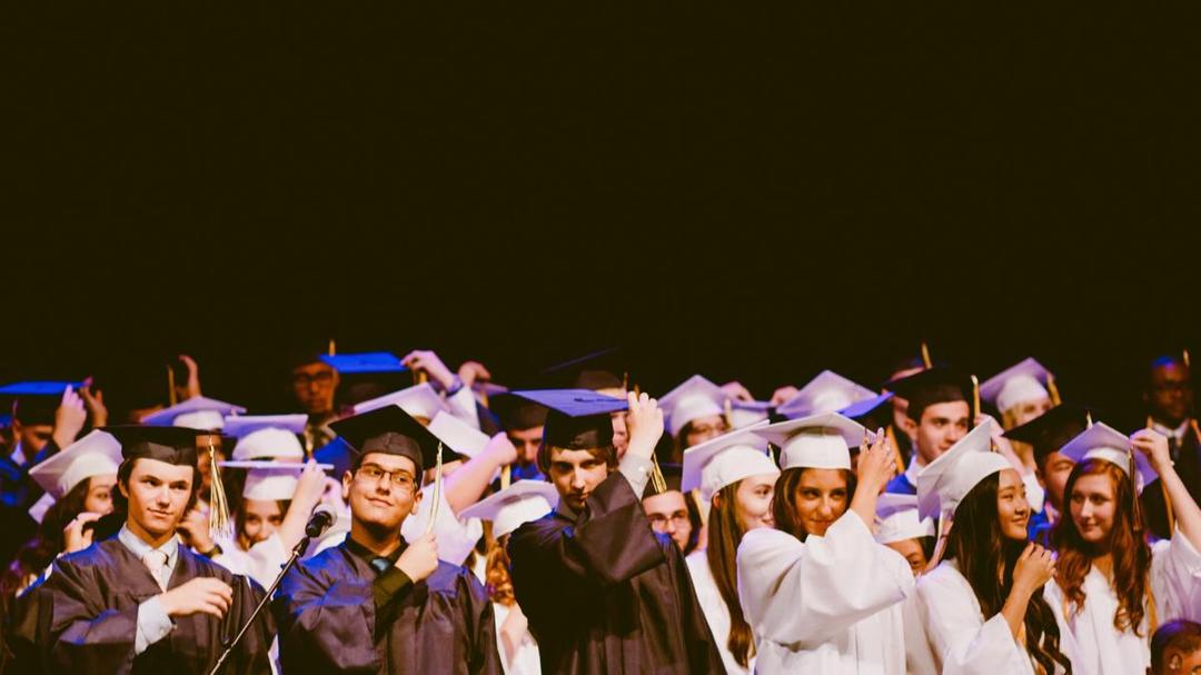 Ini 10 Skill yang Harus Dimiliki Fresh Graduate Biar Gak Lama Nganggur