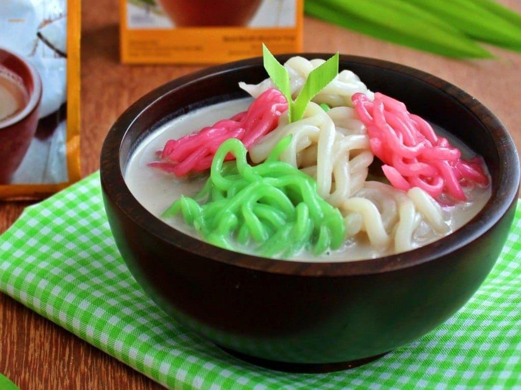 Gak Kalah Nikmat, Ini Dia 8 Jajanan Tradisional Untuk Berbuka Puasa