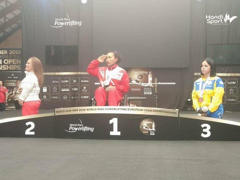 Membanggakan, Atlet Angkat Berat Nengah Widi Juara di Prancis