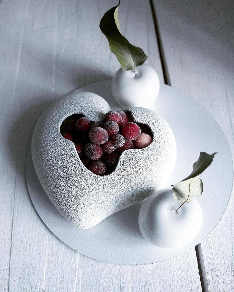 instagram.com/elena_gnut_cake