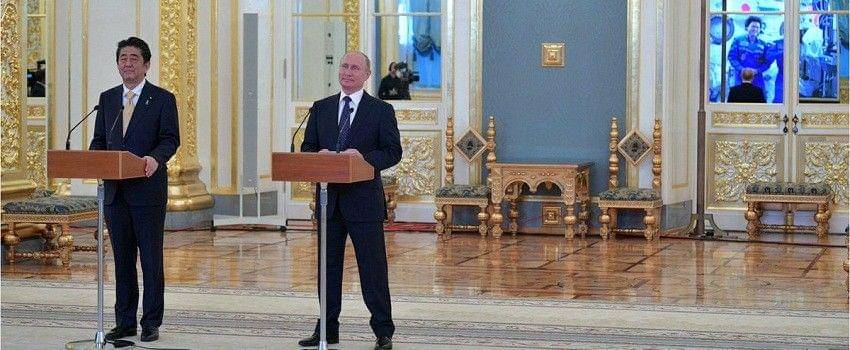 Twitter.com/KremlinRussia_E