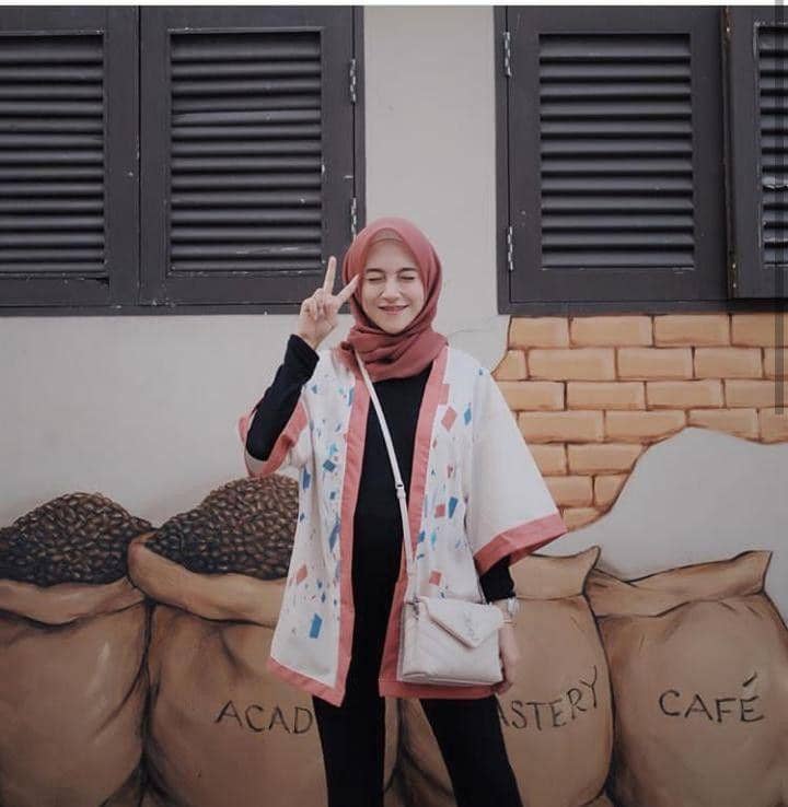 instagram.com/@nisacookie