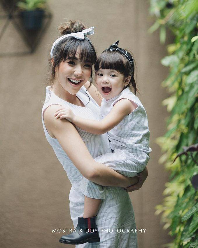 instagram.com/gisel_la