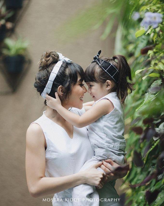 instagram.com/gisel_la