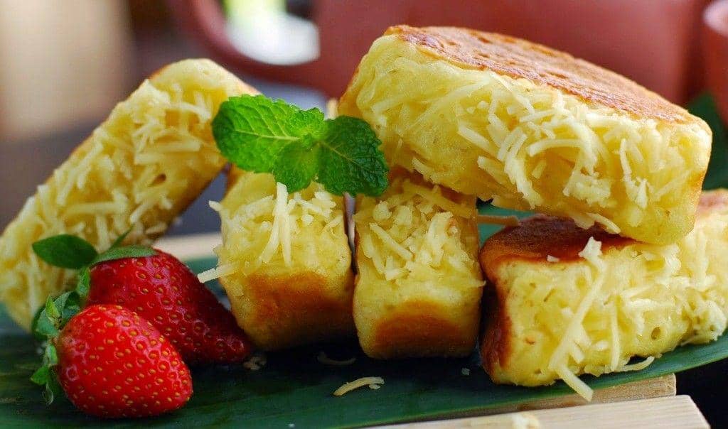 Gak Perlu Jajan Lagi, Ini Resep Mudah Bikin Kue Pukis di Rumah!