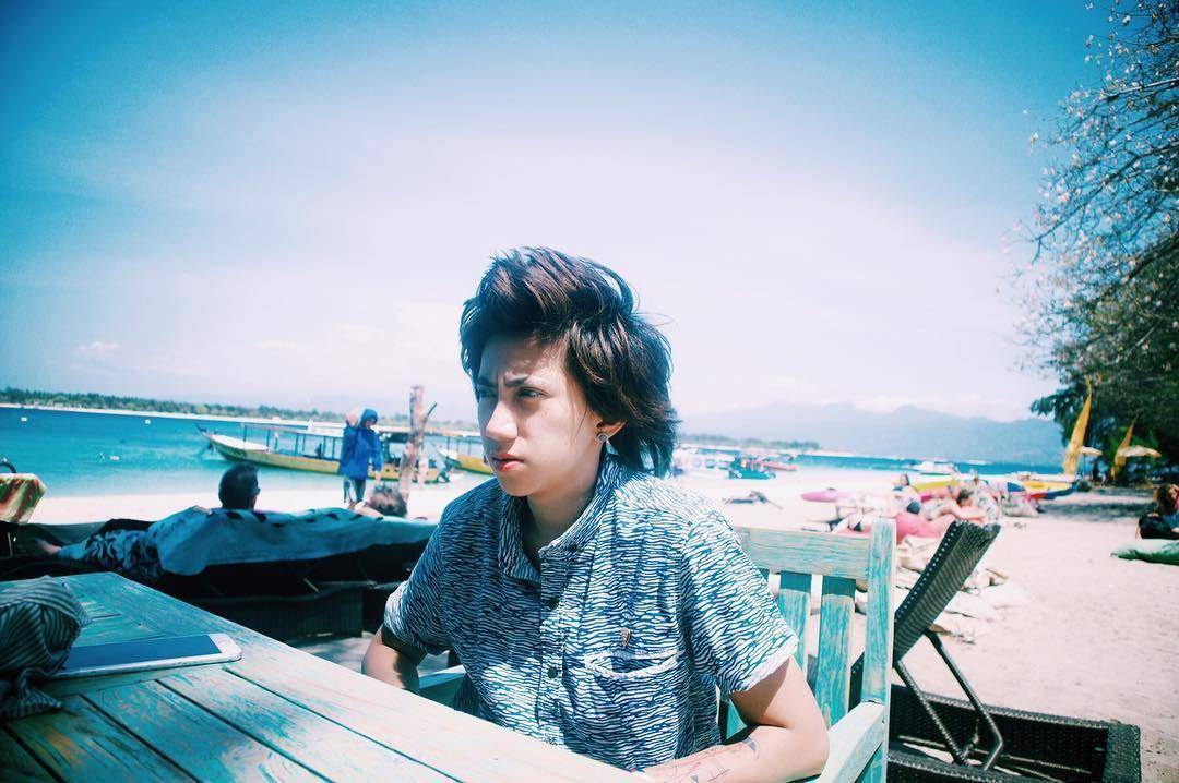 Instagram.com/derasiagian