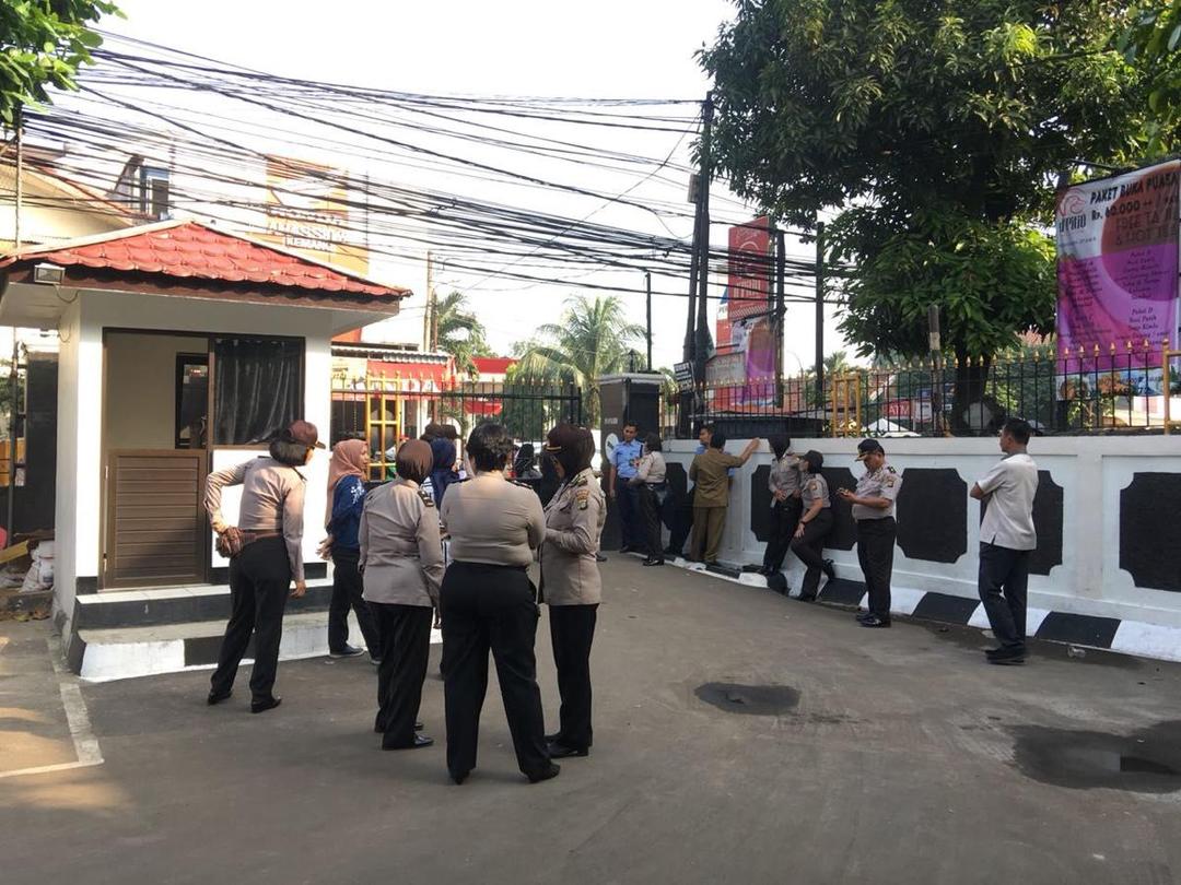 Aparat Gabungan TNI-Polri Jaga Ketat Sidang Aman Abdurrahman