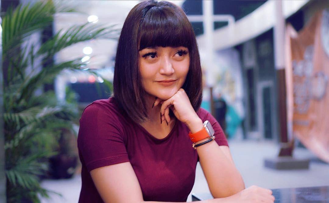 instagram.com/sitibadriahh