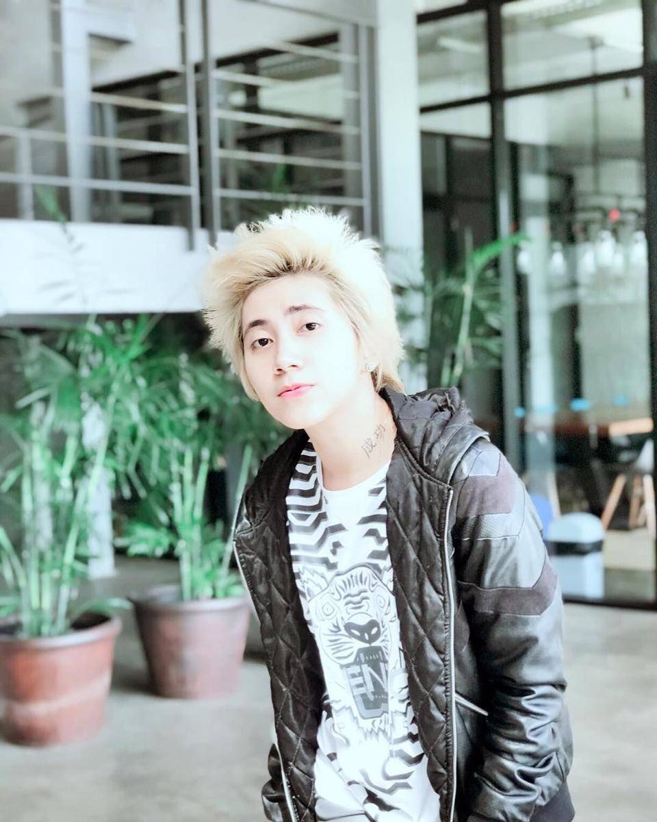 Instagram.com/derasiagian