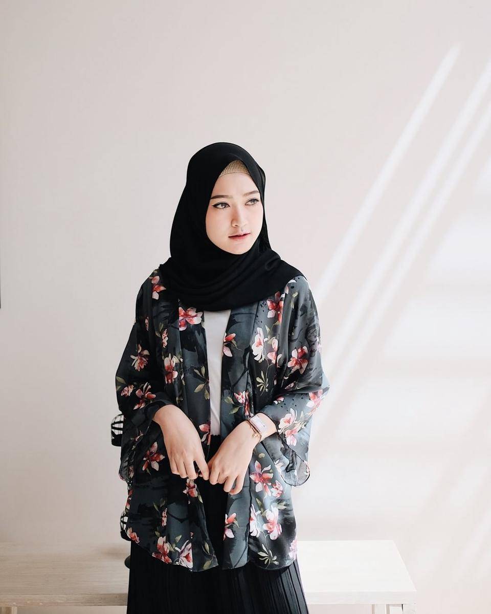 instagram.com/saritiw