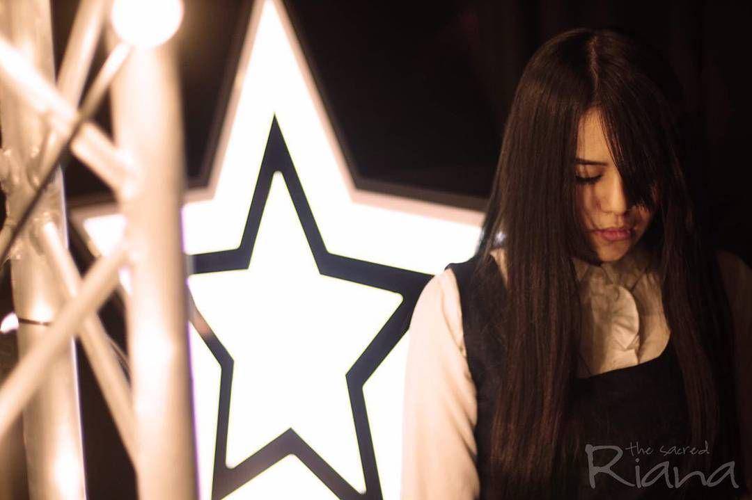 instagram.com/rianariani