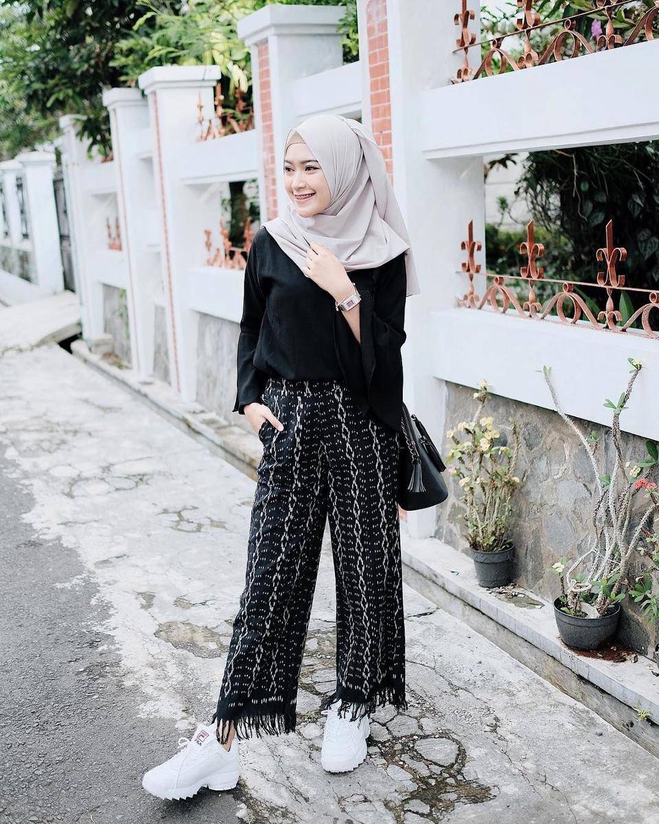 instagram.com/saritiw