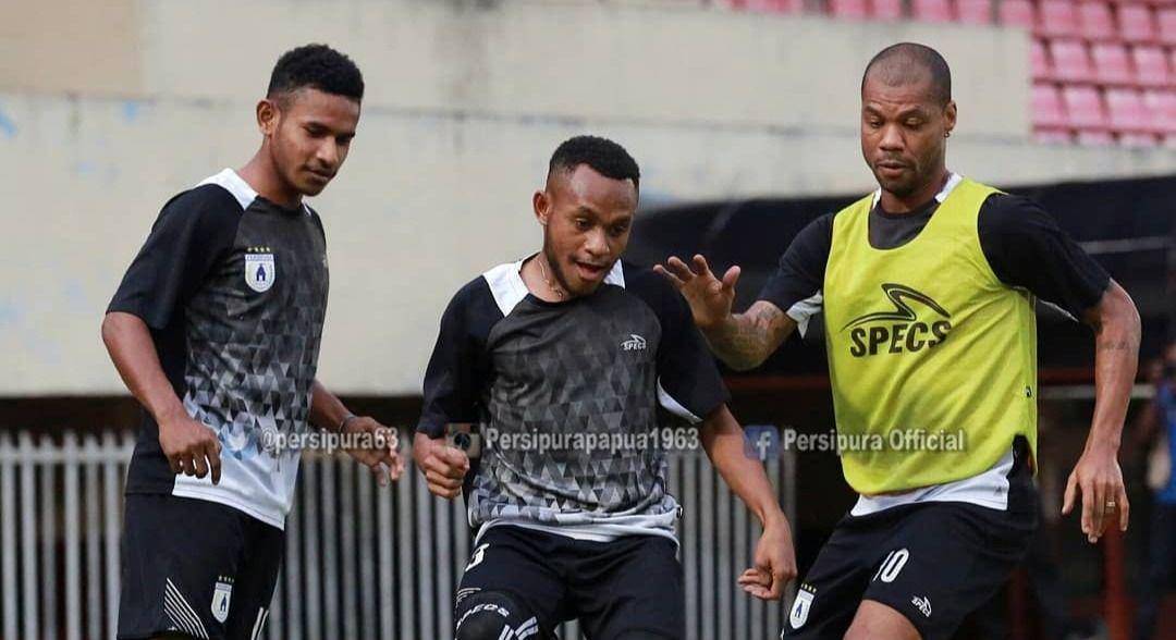 Instagram.com/persipurapapua1963