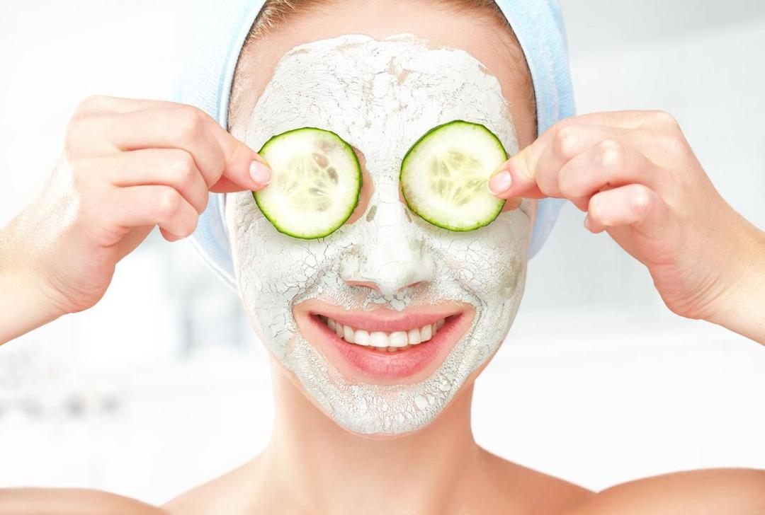 Simpel, 7 Masker Ini Bisa Dibuat Sendiri dan Efektif Melembutkan Wajah