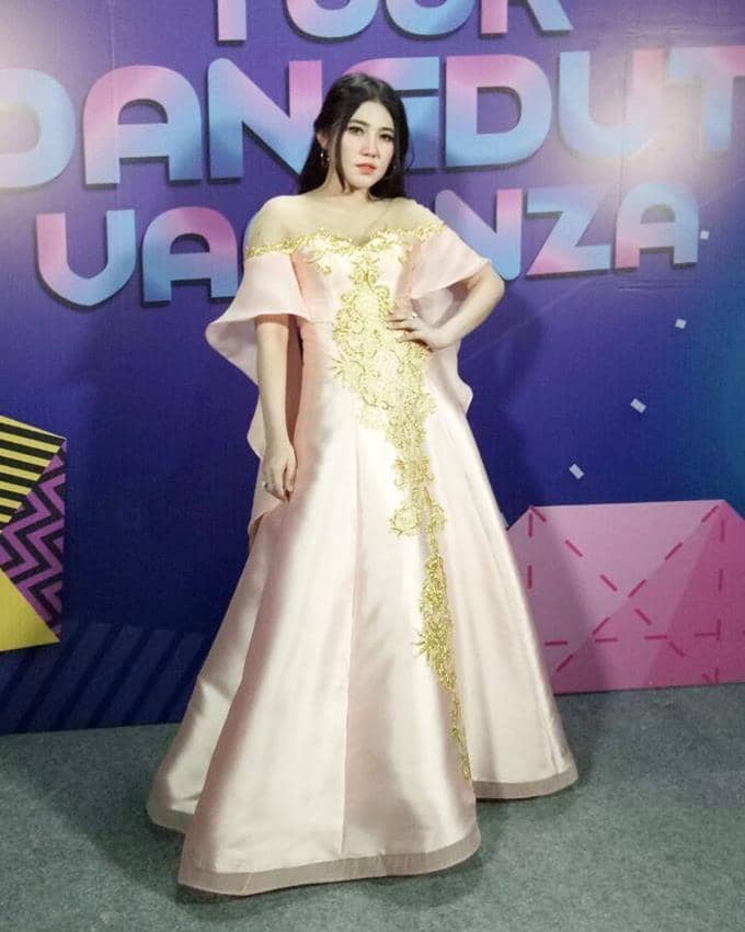 instagram.com/viavallen/