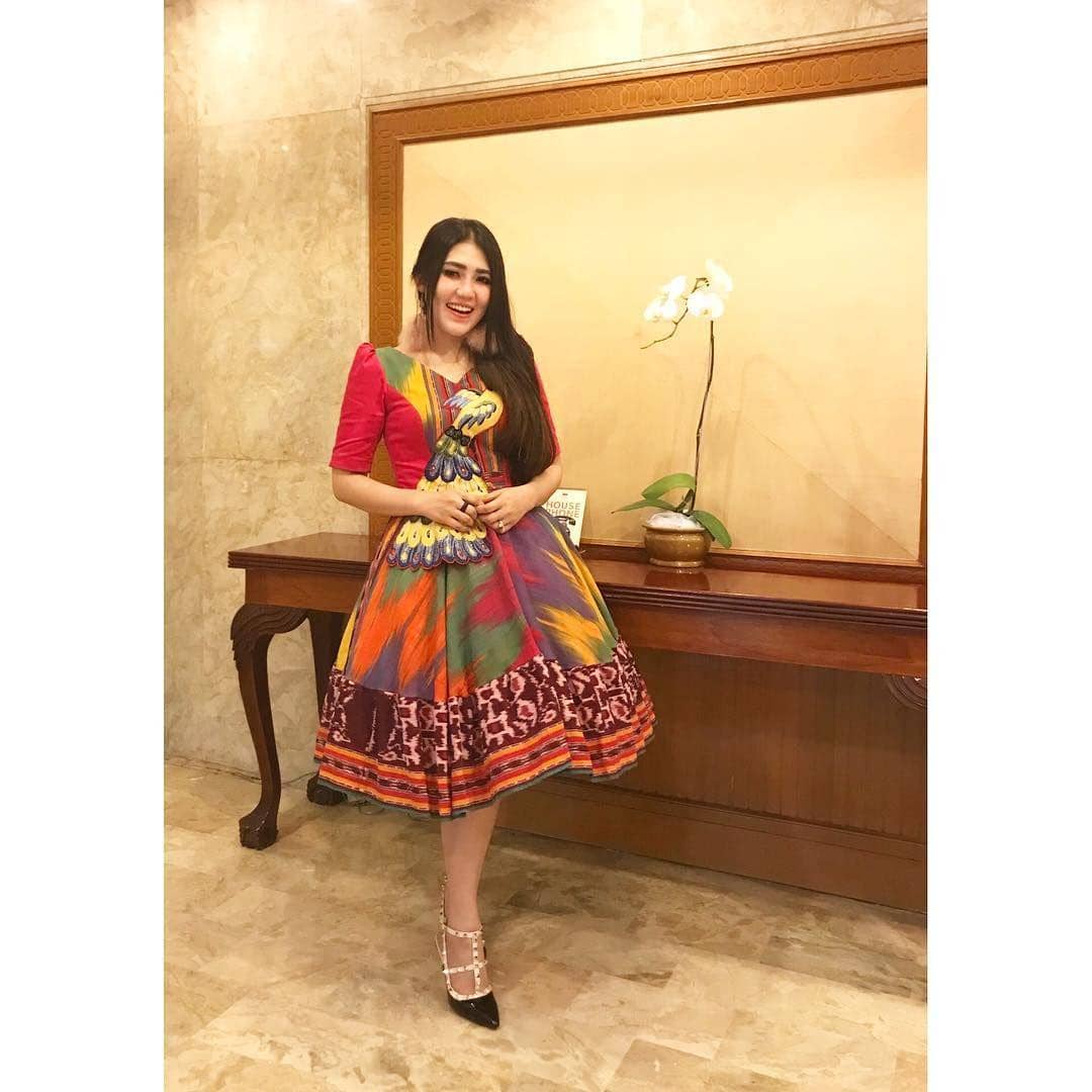 instagram.com/viavallen/