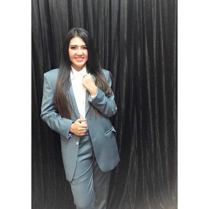 instagram.com/viavallen/