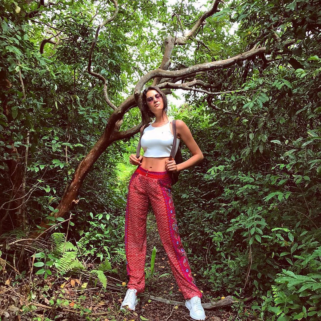12 Foto Stylish Francesca Novello, Pasangan Baru Valentino Rossi