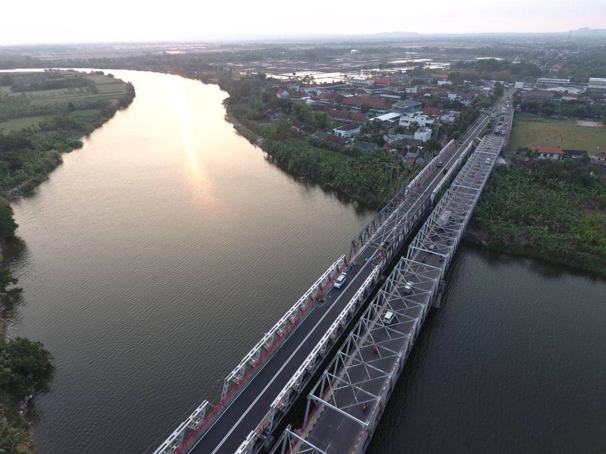 FOTO: Begini Indahnya Jembatan Cincin di Jalur Pantura