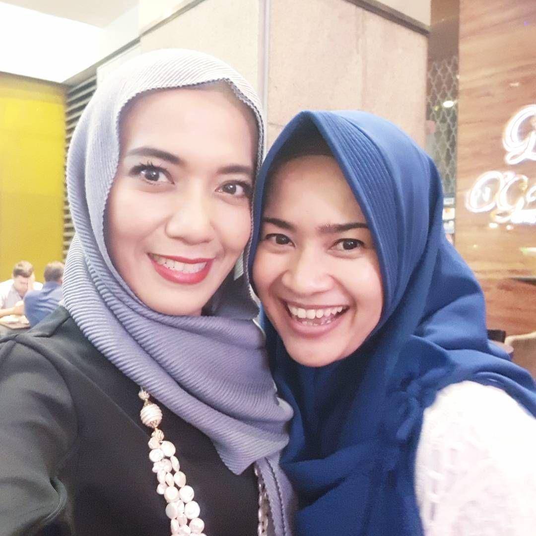 instagram.com/merryandani