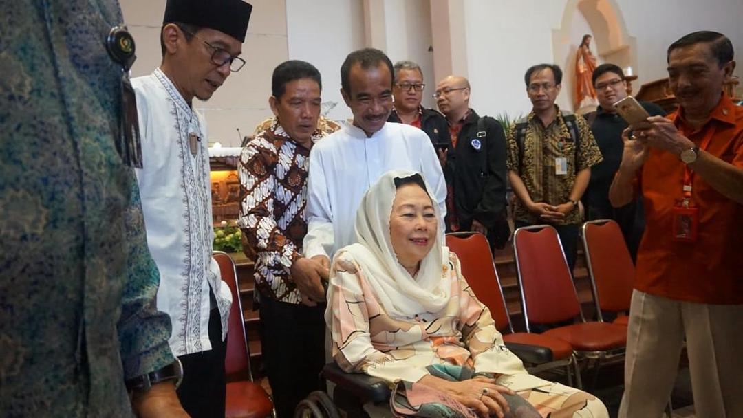 Kunjungi Lokasi Ledakan, Sinta Nuriyah Heran dengan Ibu Bomber