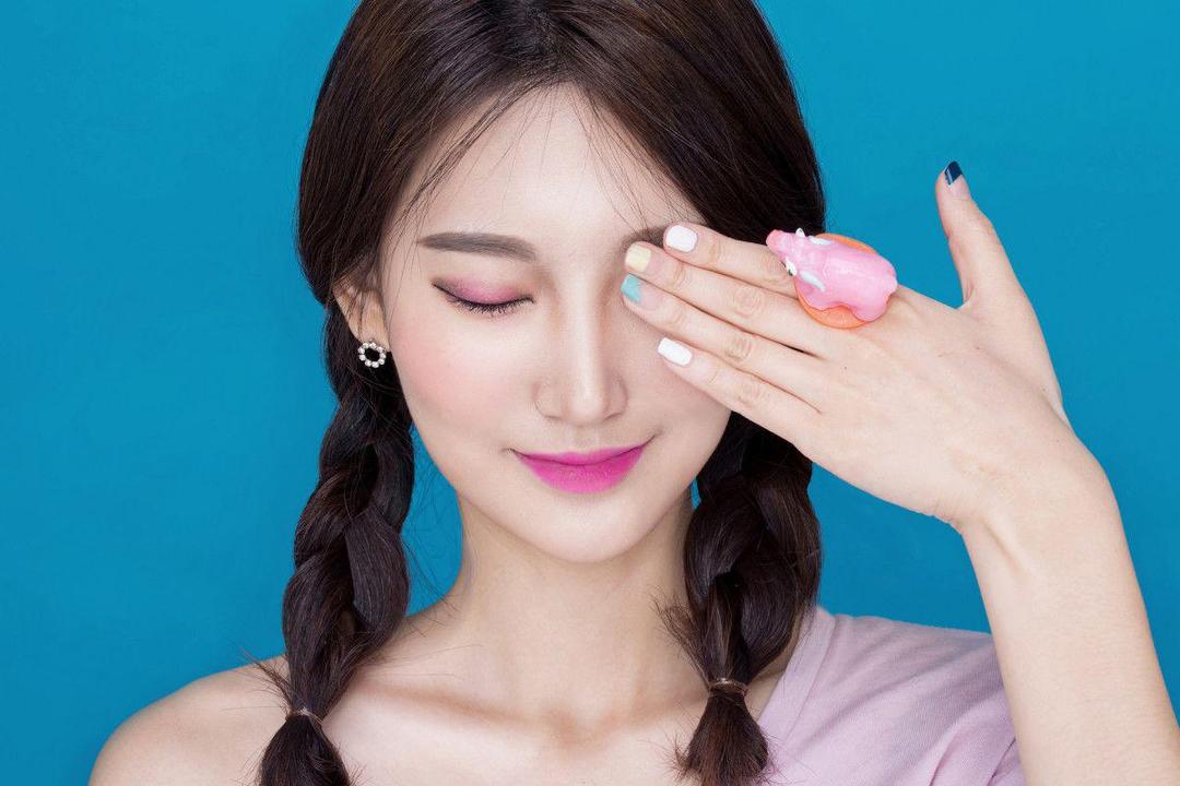 Murah Meriah, 5 Makeup Remover Alami Ini Bisa Kamu Buat di Rumah